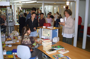 Besucherandrang in der Stadtbibliothek